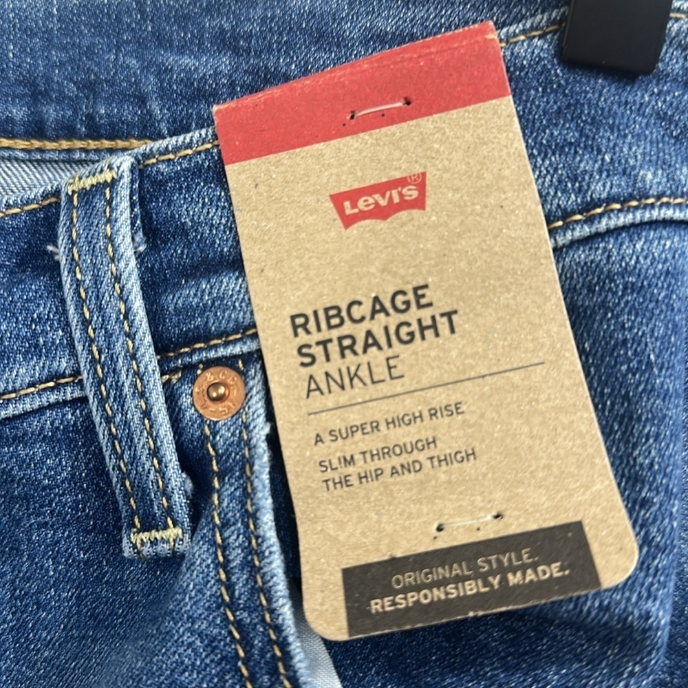 Levi’s women’s rib cage straight ankle button fly jeans size 20 W. NWt. - Picture 5 of 12